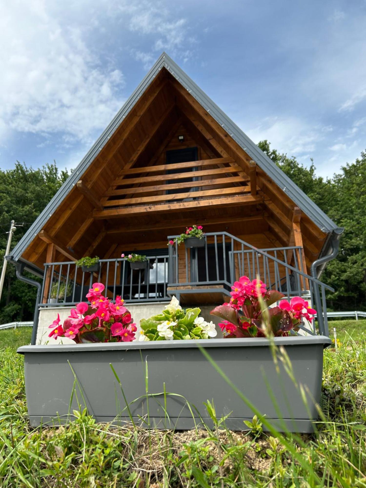 Lake House Beliz ลิฟโน ภายนอก รูปภาพ